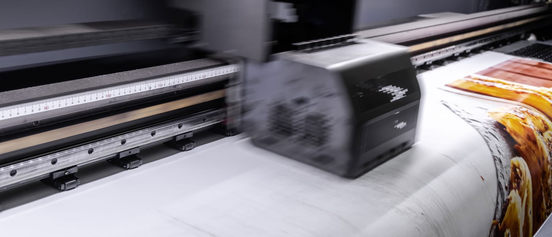 ¿Necesitas cartelería en Monforte para tu negocio?